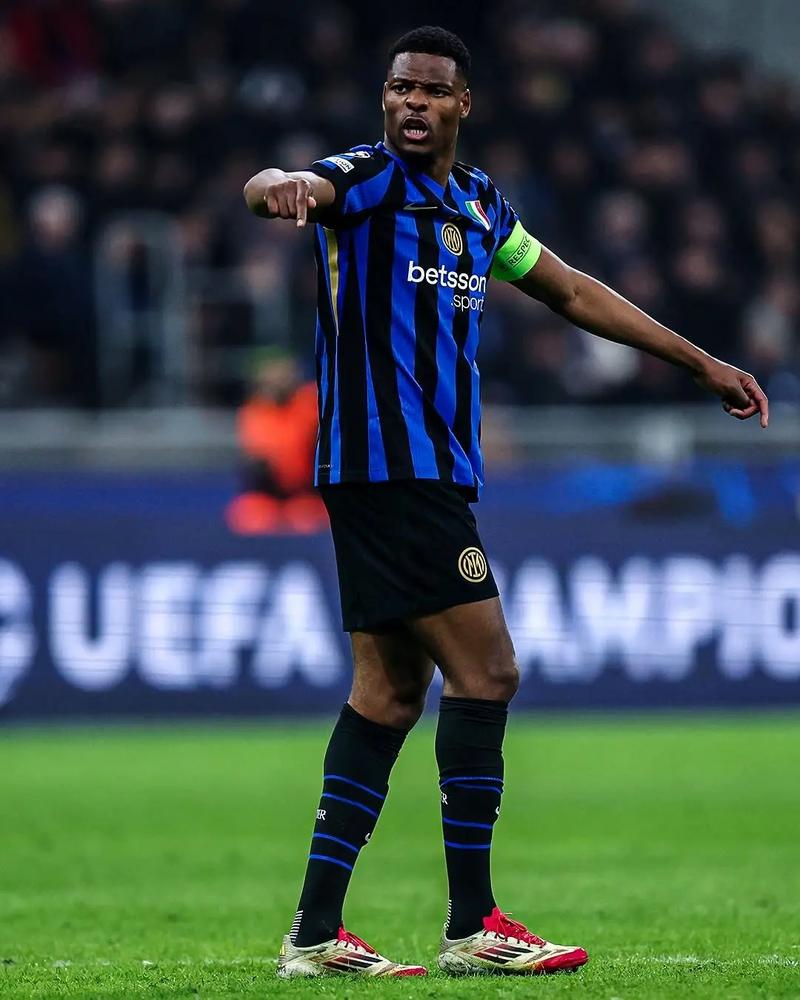 维维亚诺：国米是唯一能在意甲拉开差距的球队（维维亚诺：在意甲，只有国米能拉开分差）