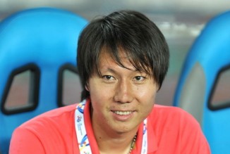 攻防一体！切特半场三分3中3轰13分5板3盖帽（攻守兼备！切特半场三分全中砍下13分5板3封盖）