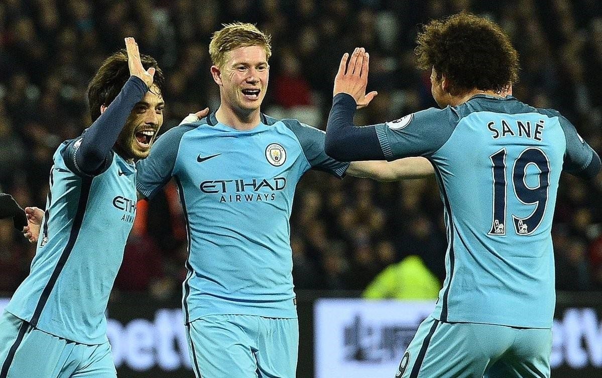 北京时间12月10日凌晨04：00，2025-26赛季欧冠联赛阶段第6轮。（2025-26赛季欧冠第6轮将于北京时间12月10日凌晨4：00进行）