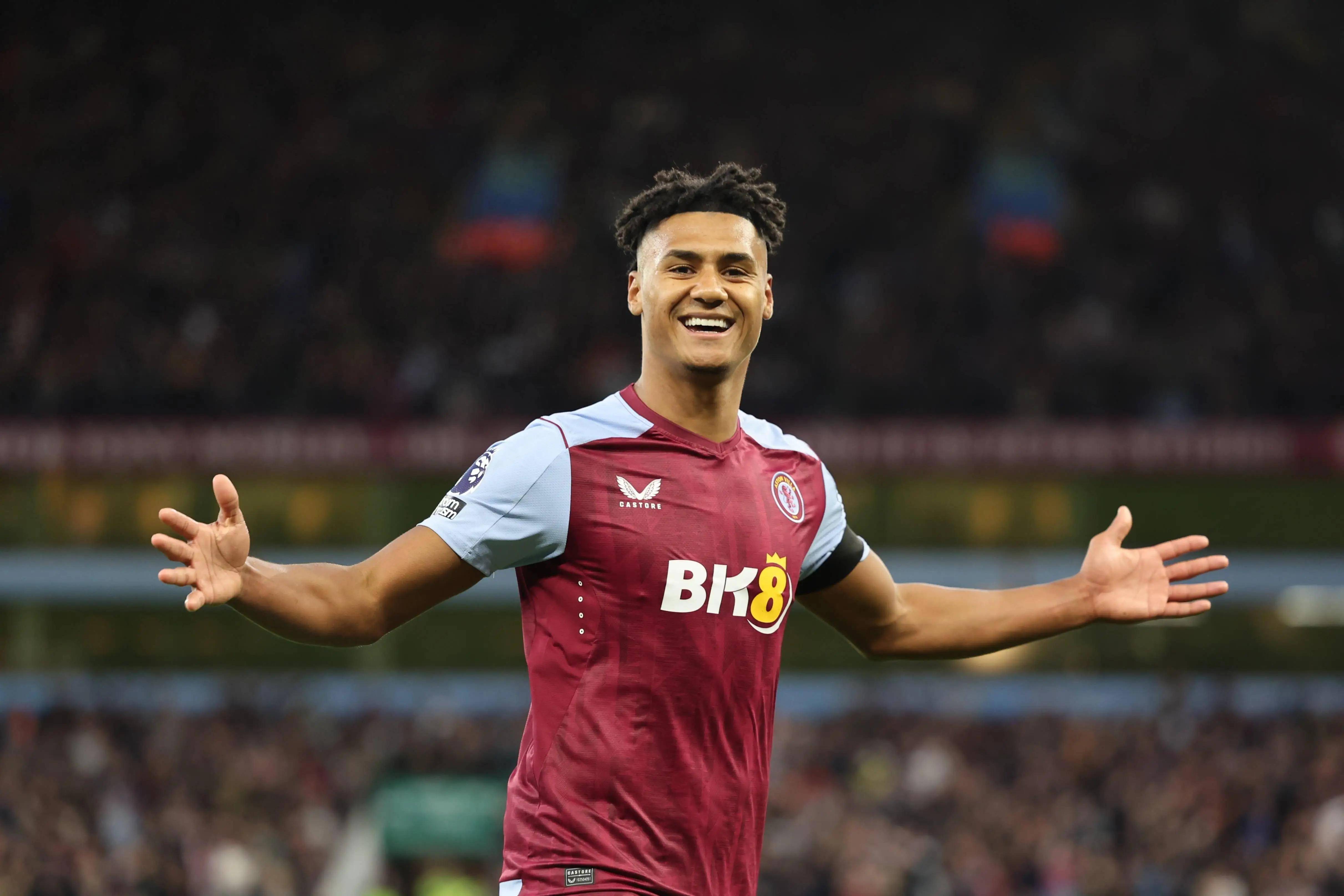 每体：巴萨有意左后卫索萨，想用桑托斯欠的290万欧锁定交易（每体：巴萨相中左后卫索萨，拟用桑托斯拖欠的290万欧敲定交易）