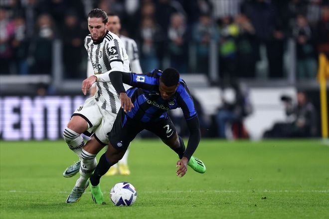 队报：皇马视维尼修斯为竞技层面和经济层面极为重要的资产（队报：皇马将维尼修斯视为竞技与经济双重关键资产）