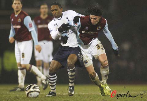 德天空预测德国队首发：萨内、维尔茨在列，塔和安东搭档中卫（德天空：德国队预计首发出炉，萨内与维尔茨入选，塔携安东组成中卫组合）