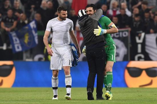 英超前瞻：切尔西寻求走出不胜怪圈，埃弗顿抢分势头强劲（英超前瞻：切尔西力争止住不胜颓势，埃弗顿抢分势头正旺）