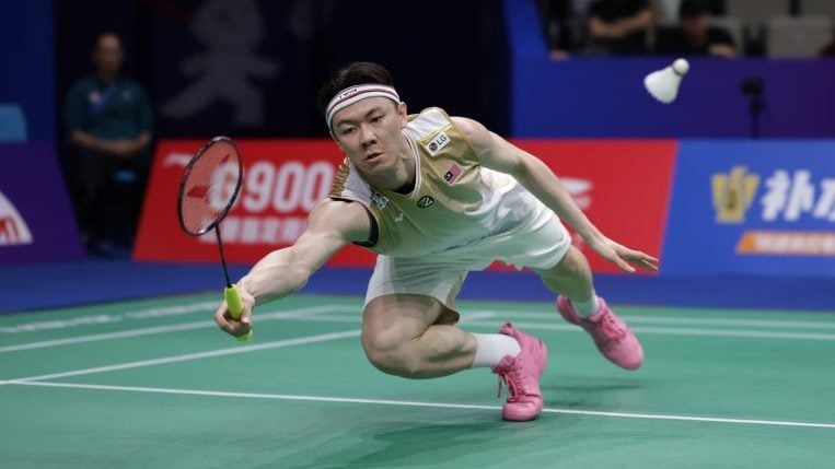 篮球湖人球迷为球队准备应援物（湖人球迷为主队筹备应援物资）