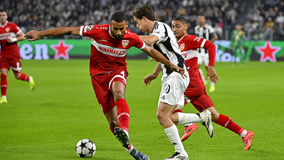 浮嶋敏：无论首发和替补都要为球队做贡献；满意赵松源的表现（浮嶋敏强调首发与替补同样要为球队出力，肯定赵松源的发挥）