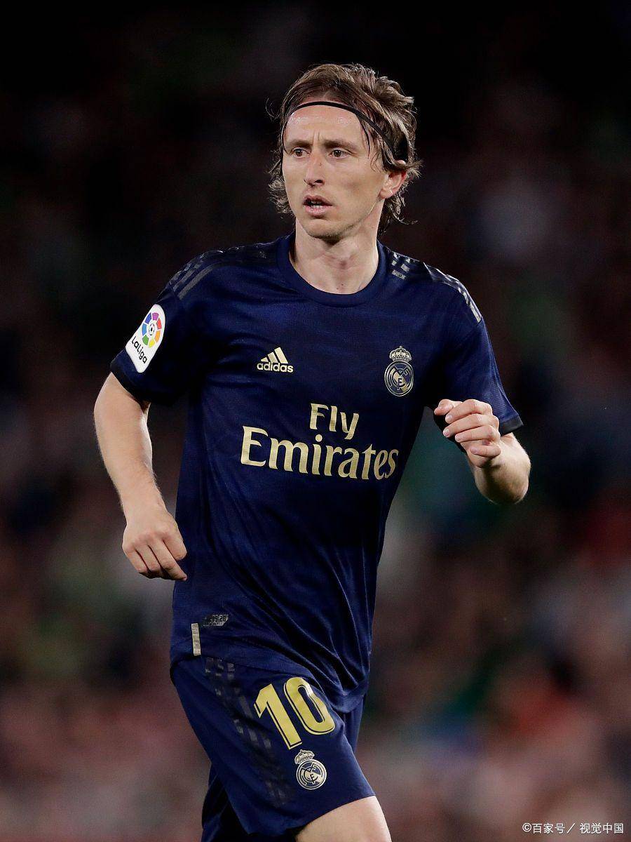 安帅：C罗是我带过职业态度最好的球员之一；米兰的经历非常棒（安切洛蒂：C罗职业素养属我执教顶尖行列；在米兰的经历十分精彩）