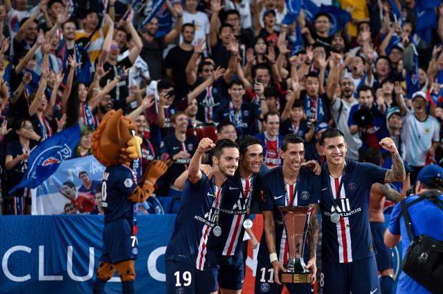 都体：AC米兰希望莱万明年夏天加盟，已与其经纪人取得联系（《都灵体育报》：AC米兰盼明夏签下莱万，已与其经纪团队接触）